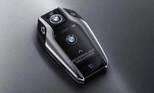 如果车钥匙突然没电了，我该怎么办？进不来+启动不了，老司机会教你一招