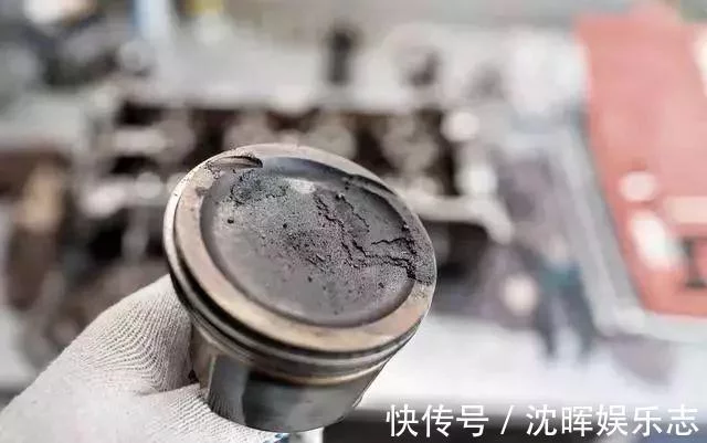 不管车子贵不贵，记得掀开车盖，定期清理这地方，动力十足油耗低